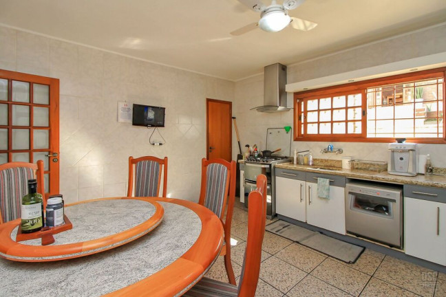 Imagem Casa com 3 Quartos à Venda, 205 m² em Tristeza - Porto Alegre Imagem Casa com 3 Quartos à Venda, 205 m² em Tristeza - Porto Alegre