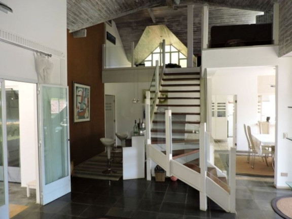 Imagem Casa com 3 Quartos à Venda, 400 m² em Residencial Euroville - Carapicuíba