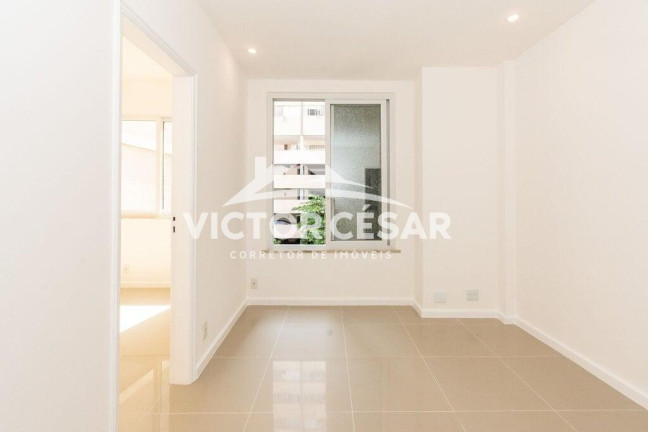 Apartamento com 1 Quarto à Venda, 43 m² em Copacabana - Rio De Janeiro