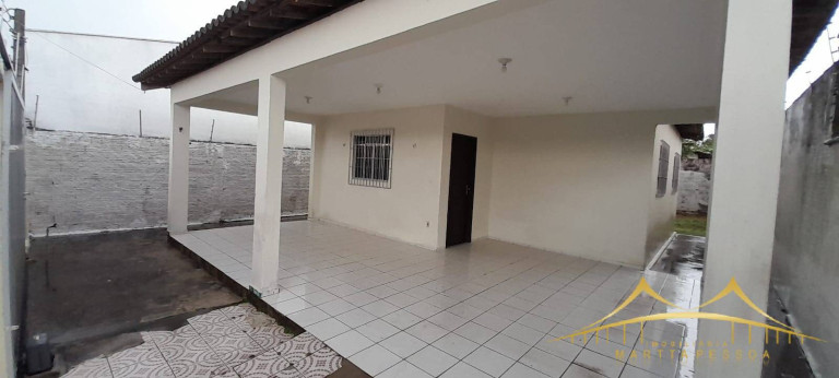 Imagem Casa com 2 Quartos para Alugar, 55 m² em Emaus - Parnamirim