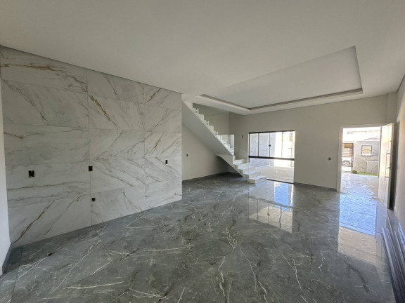 Imagem Casa com 3 Quartos à Venda, em Centro - Balneário Piçarras Imagem Casa com 3 Quartos à Venda, em Centro - Balneário Piçarras
