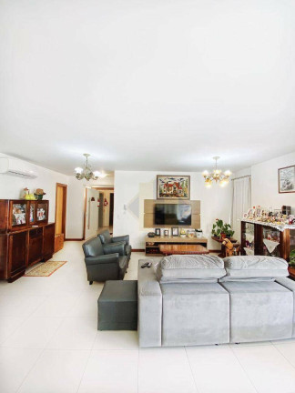 Imagem Apartamento com 3 Quartos à Venda, 133 m² em Centro - Balneário Camboriú Imagem Apartamento com 3 Quartos à Venda, 133 m² em Centro - Balneário Camboriú