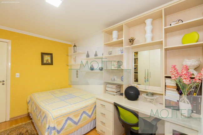 Imagem Casa com 4 Quartos à Venda, 293 m² em Seminário - Curitiba