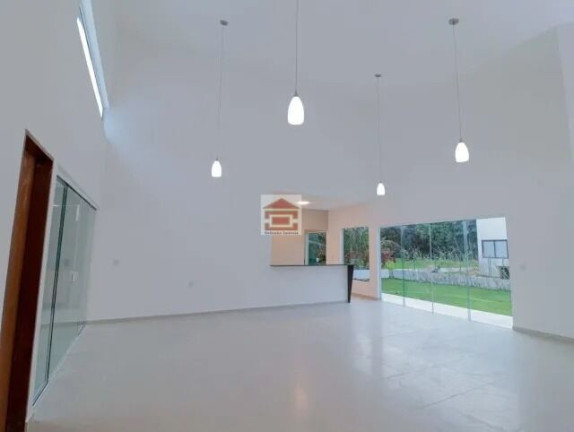 Imagem Casa com 3 Quartos à Venda, 185 m² Imagem Casa com 3 Quartos à Venda, 185 m²