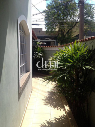 Imagem Casa com 4 Quartos à Venda, em Mooca - São Paulo Imagem Casa com 4 Quartos à Venda, em Mooca - São Paulo