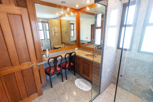 Imagem Apartamento com 3 Quartos à Venda, 325 m² em Moema - São Paulo
