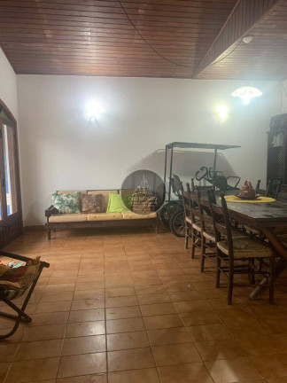 Imagem Casa com 3 Quartos à Venda, 310 m² em Centro - Mongaguá Imagem Casa com 3 Quartos à Venda, 310 m² em Centro - Mongaguá