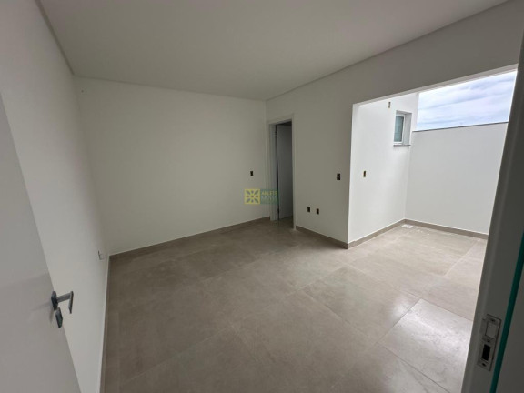 Imagem Sobrado com 2 Quartos à Venda, 80 m² em Zimbros - Bombinhas Imagem Sobrado com 2 Quartos à Venda, 80 m² em Zimbros - Bombinhas