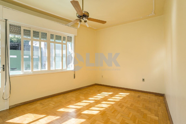 Imagem Apartamento com 3 Quartos à Venda, 81 m² em Azenha - Porto Alegre Imagem Apartamento com 3 Quartos à Venda, 81 m² em Azenha - Porto Alegre