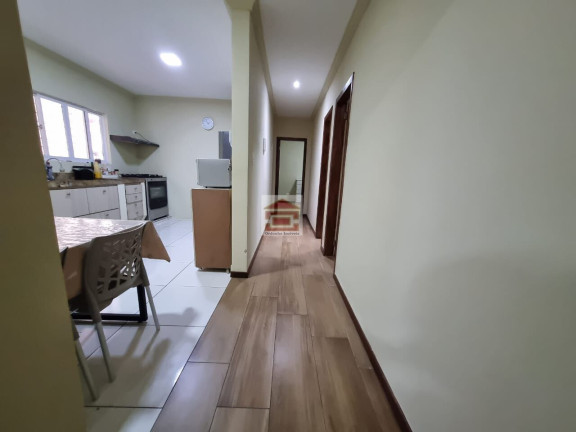 Imagem Casa com 3 Quartos à Venda, 230 m² Imagem Casa com 3 Quartos à Venda, 230 m²