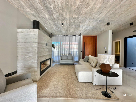 Imagem Casa com 4 Quartos à Venda, 200 m² em Centro - Xangri-la Imagem Casa com 4 Quartos à Venda, 200 m² em Centro - Xangri-la