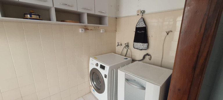 Imagem Casa com 4 Quartos à Venda, 360 m² em Balneário Praia Do Pernambuco Guarujá - São Paulo Imagem Casa com 4 Quartos à Venda, 360 m² em Balneário Praia Do Pernambuco Guarujá - São Paulo