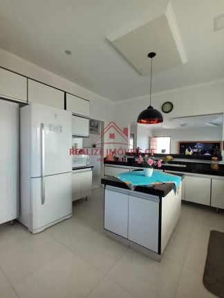 Imagem Casa de Condomínio com 5 Quartos à Venda, 260 m² em Vila Do Peró - Cabo Frio
