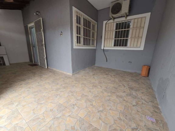 Imagem Casa com 2 Quartos à Venda, em Maracanã - Praia Grande Imagem Casa com 2 Quartos à Venda, em Maracanã - Praia Grande