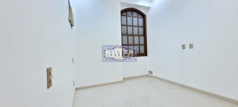 Imagem Imóvel com 2 Quartos à Venda, 102 m² em Copacabana - Rio De Janeiro Imagem Imóvel com 2 Quartos à Venda, 102 m² em Copacabana - Rio De Janeiro