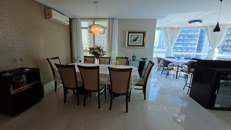 Imagem Apartamento com 4 Quartos à Venda, 170 m² em Barra Sul - Balneário Camboriú Imagem Apartamento com 4 Quartos à Venda, 170 m² em Barra Sul - Balneário Camboriú