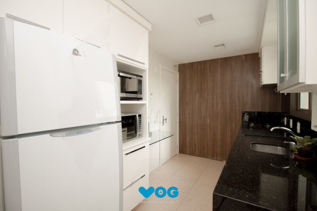 Imagem Imóvel com 3 Quartos à Venda, 120 m² em Três Figueiras - Porto Alegre
