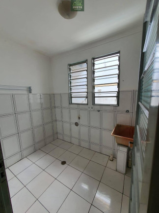 Imagem Casa com 3 Quartos à Venda, 250 m²