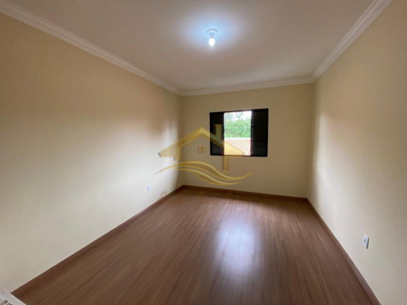 Imagem Casa com 3 Quartos à Venda, 240 m² em Jardim Guararapes - Londrina