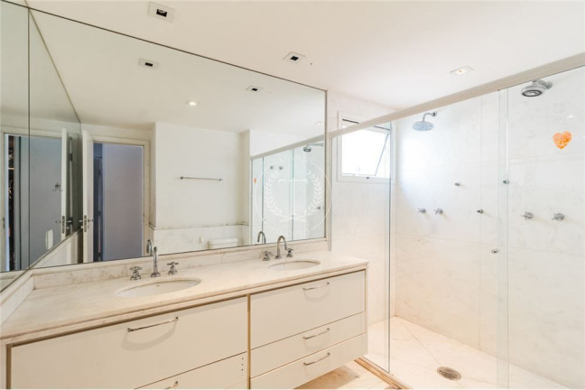 Imagem Apartamento com 4 Quartos à Venda, 234 m² em Vila Nova Conceição - São Paulo Imagem Apartamento com 4 Quartos à Venda, 234 m² em Vila Nova Conceição - São Paulo