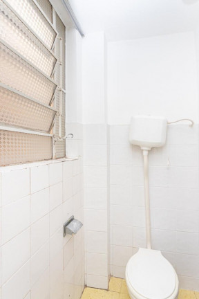 Imagem Imóvel com 2 Quartos à Venda, 84 m² em Menino Deus - Porto Alegre Imagem Imóvel com 2 Quartos à Venda, 84 m² em Menino Deus - Porto Alegre