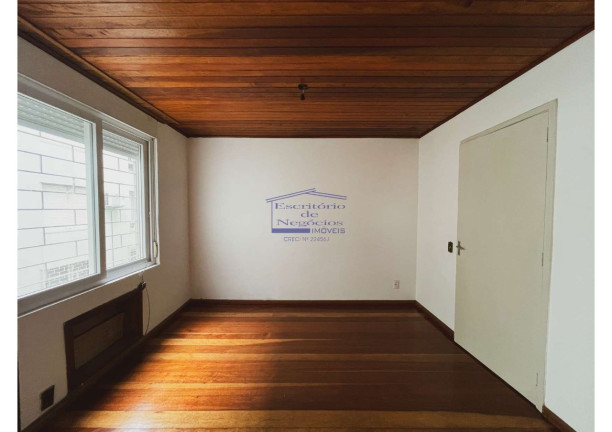 Imagem Imóvel com 3 Quartos à Venda, 68 m² em Camaquã - Porto Alegre Imagem Imóvel com 3 Quartos à Venda, 68 m² em Camaquã - Porto Alegre