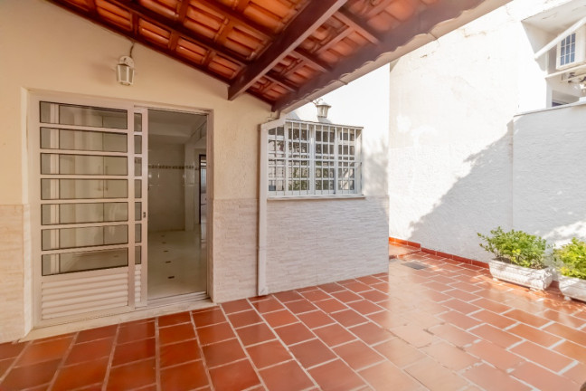Imagem Casa com 3 Quartos à Venda, 151 m² em Caxingui - São Paulo