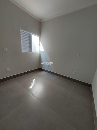 Imagem Casa com 3 Quartos à Venda, 130 m² Imagem Casa com 3 Quartos à Venda, 130 m²