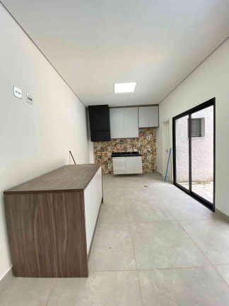 Imagem Casa com 4 Quartos à Venda, 230 m² em Aruã - Mogi Das Cruzes Imagem Casa com 4 Quartos à Venda, 230 m² em Aruã - Mogi Das Cruzes