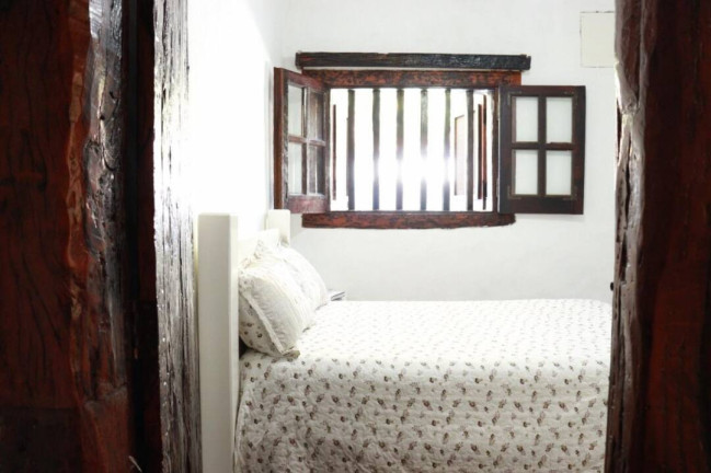 Imagem Chácara com 4 Quartos à Venda, 550 m² em Jardim Torrão De Ouro - São José Dos Campos Imagem Chácara com 4 Quartos à Venda, 550 m² em Jardim Torrão De Ouro - São José Dos Campos