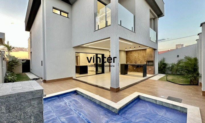 Imagem Casa com 4 Quartos à Venda, 268 m² em Jardins Capri - Senador Canedo Imagem Casa com 4 Quartos à Venda, 268 m² em Jardins Capri - Senador Canedo