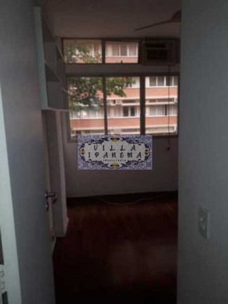 Imagem Apartamento com 2 Quartos à Venda, 100 m² em Leme - Rio De Janeiro Imagem Apartamento com 2 Quartos à Venda, 100 m² em Leme - Rio De Janeiro