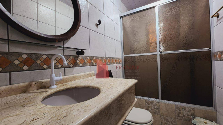 Imagem Casa com 3 Quartos à Venda, 245 m² em Dom Bosco - Itajaí