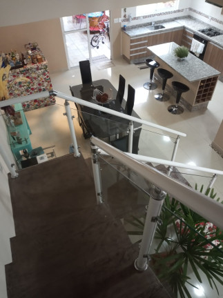 Imagem Sobrado com 3 Quartos à Venda, em Vila Brasilina - São Paulo Imagem Sobrado com 3 Quartos à Venda, em Vila Brasilina - São Paulo