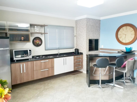 Imagem Imóvel com 3 Quartos à Venda, 274 m² em Marechal Rondon - Canoas Imagem Imóvel com 3 Quartos à Venda, 274 m² em Marechal Rondon - Canoas