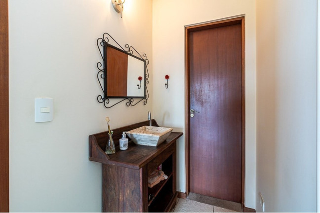 Imagem Casa com 4 Quartos à Venda, 291 m² em Jardim Indaiá - Embu Das Artes Imagem Casa com 4 Quartos à Venda, 291 m² em Jardim Indaiá - Embu Das Artes