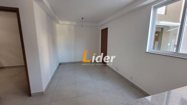 Imagem Apartamento com 2 Quartos para Alugar, 45 m² em Paineiras - Juiz De Fora