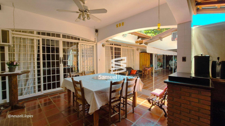 Imagem Casa com 3 Quartos à Venda, 300 m² em São Dimas - Piracicaba Imagem Casa com 3 Quartos à Venda, 300 m² em São Dimas - Piracicaba