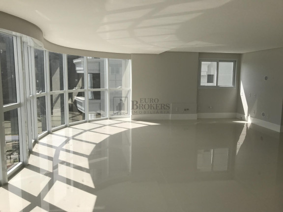 Apartamento com 5 Quartos à Venda, 237 m² em Centro - Balneário Camboriú