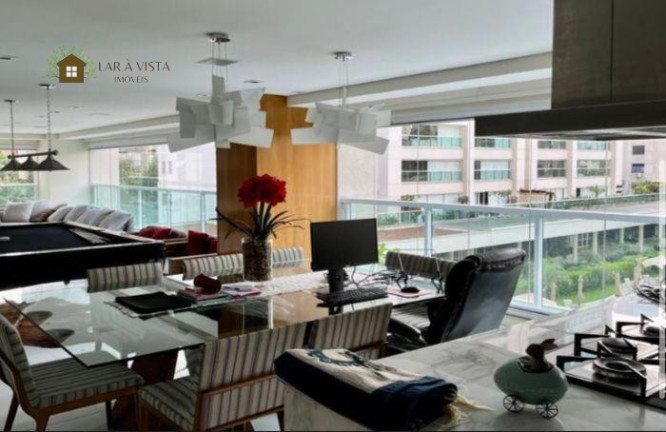 Imagem Apartamento com 3 Quartos à Venda, 335 m² em Vila Uberabinha - São Paulo