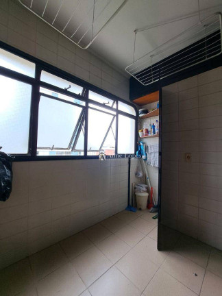 Imagem Apartamento com 3 Quartos para Alugar, 200 m² em Gonzaga - Santos Imagem Apartamento com 3 Quartos para Alugar, 200 m² em Gonzaga - Santos