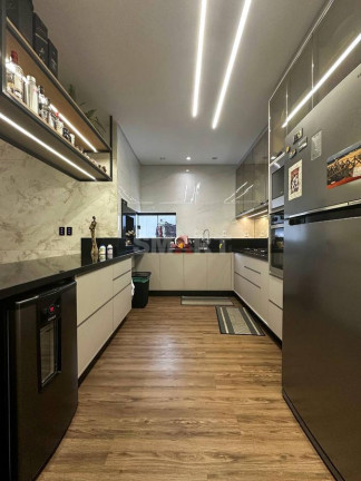 Imagem Casa com 3 Quartos à Venda, 124 m² em Vila Nova - Jaraguá Do Sul Imagem Casa com 3 Quartos à Venda, 124 m² em Vila Nova - Jaraguá Do Sul