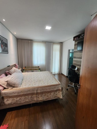 Imagem Casa com 3 Quartos à Venda, 140 m² em Cabral - Contagem Imagem Casa com 3 Quartos à Venda, 140 m² em Cabral - Contagem