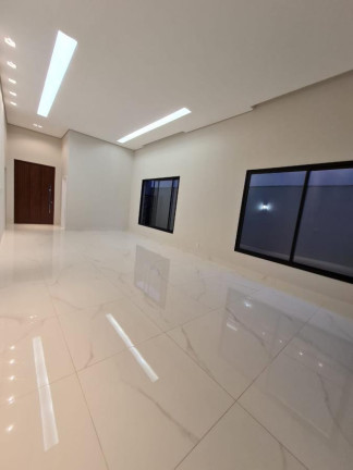 Imagem Casa com 3 Quartos à Venda, 438 m² em Ribeirão Do Lipa - Cuiabá Imagem Casa com 3 Quartos à Venda, 438 m² em Ribeirão Do Lipa - Cuiabá