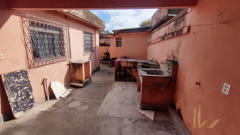 Imagem Casa com 4 Quartos à Venda, 200 m² em Piratininga (venda Nova) - Belo Horizonte Imagem Casa com 4 Quartos à Venda, 200 m² em Piratininga (venda Nova) - Belo Horizonte