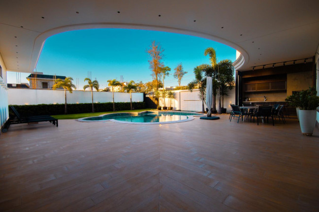 Imagem Casa com 5 Quartos à Venda, 778 m² em Condomínio Esmeralda - Foz Do Iguaçu