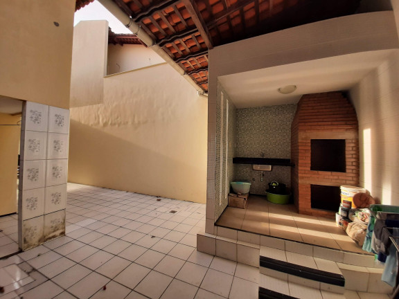 Imagem Casa com 3 Quartos à Venda, 240 m² em Calhau - São Luís Imagem Casa com 3 Quartos à Venda, 240 m² em Calhau - São Luís