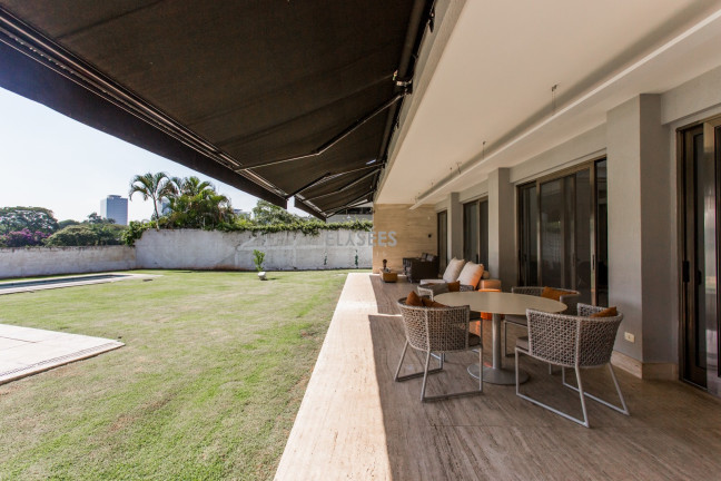 Imagem Casa com 4 Quartos à Venda, 388 m² em Vila Tramontano - São Paulo Imagem Casa com 4 Quartos à Venda, 388 m² em Vila Tramontano - São Paulo