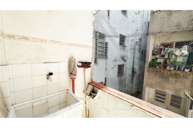 Imagem Apartamento com 1 Quarto à Venda, 43 m² em Centro Histórico - Porto Alegre Imagem Apartamento com 1 Quarto à Venda, 43 m² em Centro Histórico - Porto Alegre