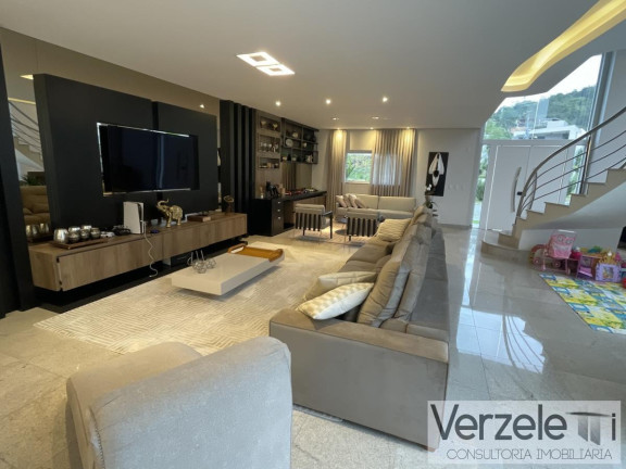 Imagem Casa com 4 Quartos à Venda, 445 m² em Praia Brava - Itajaí Imagem Casa com 4 Quartos à Venda, 445 m² em Praia Brava - Itajaí